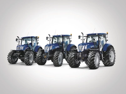 New Holland трактор